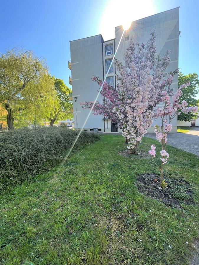 Al-Dom Apartamenty Apartament Zaciszny Kołobrzeg Esterno foto
