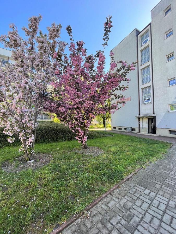 Al-Dom Apartamenty Apartament Zaciszny Kołobrzeg Esterno foto